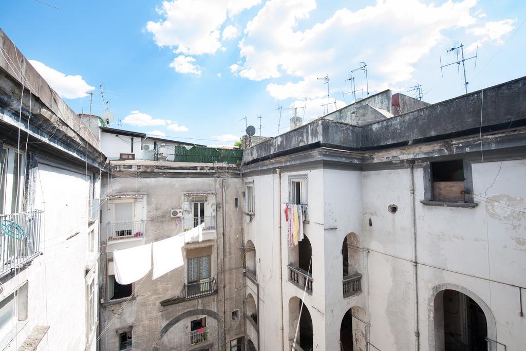 Tribunali F - Bh 51 Napoli Exterior foto